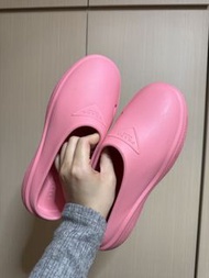 Prada 粉色拖鞋 意大利製造