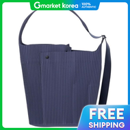 Issey Miyake Utility Bag L