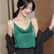 緞面 性感 V領 小背心  專售 韓國 日系 名牌 特價 出清 飾品 居家裝飾 女裝 內衣 地毯 窗簾