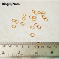 Gold hook ring / gold ring