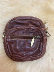 Cordan leather 全牛皮側背包   缺背帶