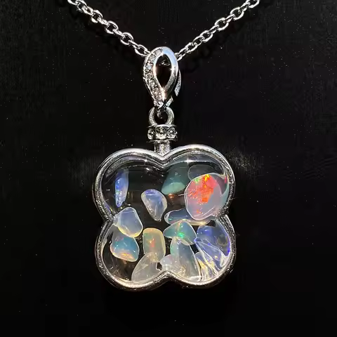 Unit One Piece Natural Opal Gemstone Crystal Chips Glass Four-Leave Clover Shape Wish Bottle Necklac