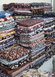 (VẢI KÝ GIÁ RẺ) 1kg vải thô cotton kate cotton mềm mát may không cần lót hoạ tiết độc lạ hàng khúc t