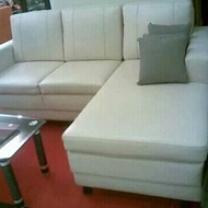 sofa minimalis