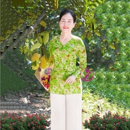 Middle-aged ba ba shirt, floral printed silk fabric, heart-neck style, with pockets Product code LTH