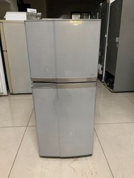 [中古] 東芝 120L 小雙門冰箱 家庭冰箱 "自動除霜功能" 台中大里二手冰箱 台中大里中古冰箱 修理冰箱 維修冰箱