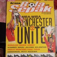 majalah arena bola sepak tahun 2001