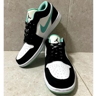 Sepatu Nike Air Jordan 1 Low Island Green
