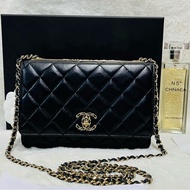 Chanel trendy woc 23s 皮穿鏈立體浮雕 最精緻的woc #晶片款