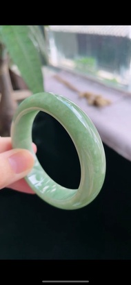 天然翡翠 緬甸 A玉 玉鐲 • 翡翠福鐲