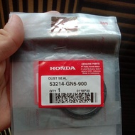53214 GN5 900 Lower Triangle Seal - DUST SEAL STIR CUB - MATIC HONDA