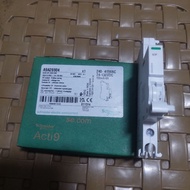 SCHNEIDER IOF OPEN CLOSE AUX 1 CO FOR IC60 SERIES A9A26904