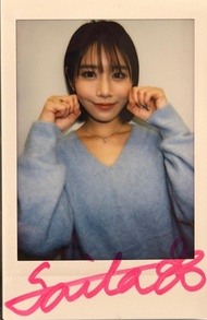 日本女優河北彩花簽名拍立得照片