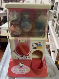 Hello Kitty 扭蛋機連扭蛋 內有扭蛋公仔