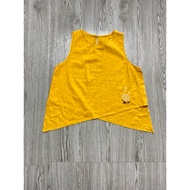 Floral embroidered linen shirt (size M bust 94cm, center length 44cm, length 54cm)