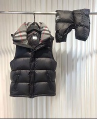 Burberry 黑色羽絨背心