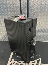 罕有日本品牌Roamingローミンぐ高端鋁合金框黑碳灰26吋行李箱旅行箱 65 x 44 x 26cm （日本原價40291円）
