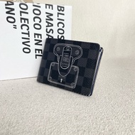 99新 LV限量款男款短款錢包