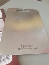 SUS304 (Queens Stainiess steel)  砧板 M size