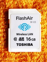 Toshiba FlashAir SD WIFI  ส่งรูปถ่ายและวิดีโอ โดยโอนผ่านการเชื่อมต่อ Wi-Fi ได้อย่างง่ายดาย สตรีมภาพและวิดีโอไปยัง iPhone, Smartphone, Notebook ของคุณได้ทัน