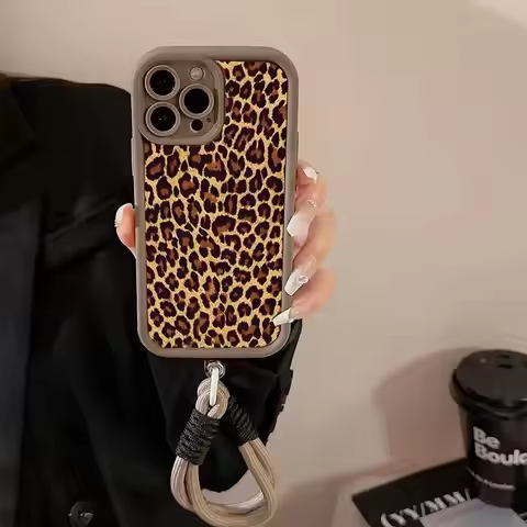 Wrist Chain Case For IPhone 15 Pro Max 12 11 14 X XS XR 6 7 8 Plus 13 Mini SE 2020 2022 Leopard Prin