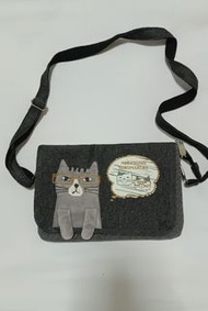 Kusuguru Japan NEKOMARUKE（眼鏡貓）斜孭袋