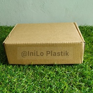 @1 pack Box 18x18x8 Plain CB Cake Box/ hampers Box 18x18x8