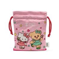 กระเป๋าผ้าหูรูด Hello Kitty X Butterbear สีชมพู (344074-721839020)