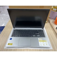 Laptop Asus Vivobook 15 X1502VA-BQ886W (i7-13620H) (Bạc) - Đã kích hoạt