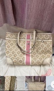 正版真貨 Original Authentic Coach handbag 大托特包 粉紅色 金色 白色 有配斜揹帶 hand tote bag pink white gold