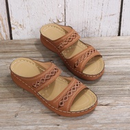 【888 Shoes Ready Stock】Spot beach shoes, sandals, slippers, women