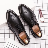 2025 British Engraved Brock Leather Shoes Men's Trend Pointed Brown Business Casual Men's Shoes Youn