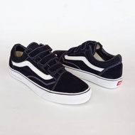 Vans OLD SKOOL V BLACK WHITE SEPATU