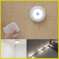 日本暢銷 - (一套三件) LED一拖三無線 小夜燈 連搖控 3m貼 牆燈 射燈 天花燈