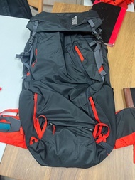 Thule AllTrail 45L 登山背包