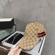 FENDI777 Classic FF Texture Fashion Baseball Cap 3266