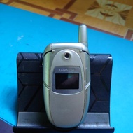 samsung sgh-e310, hp bahan,pajangan, rongsokan