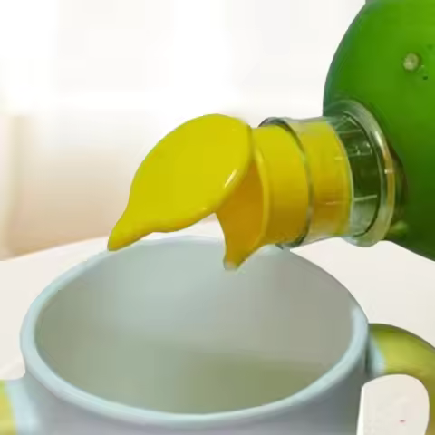 Manual Lemon Juicer Portable Lemon Squeezer Citrus Juicer Reamer Hand Juicer Pourer for Lemon Orange