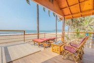 O2H Beach Resort