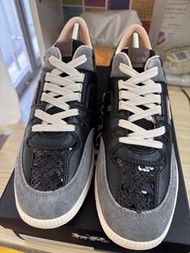Coach黑灰閃片波鞋