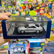 Ignition Model 1:64 Die-cast Model Car IG2501 Nismo R33 GT-R 400R Silver with Mr Matsuda Figure IG 日