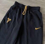 【極新】Nike X Kobe 運動長褲 黑色 螢光綠標 #心意最重要