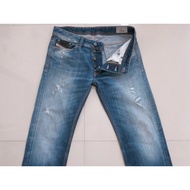 DIESEL VIKER 0810L MADE IN TUNISIA Repairs A Little Bag. Real Waist Measurement 34 Length From 39.5 