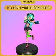 20cm tall street Miku model. Wibu model, waifu model