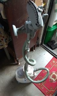 直立式蒸氣燙斗