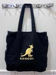 《Kangol》肩背包