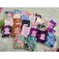 Al Quran Tafsir saiz A5 dan A6 beserta sarung sulam nama. Blh pilih nak sulam nama rumi /jawi atau k