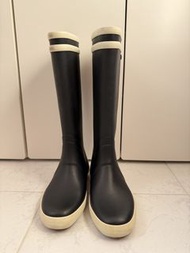 Aigle 黑色雨靴