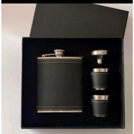 PERSONALIZED WINE FLASK/ Hip Flask / Stainless Steel Alcohol / Beverage IDEAS/FATHERS DAY GIFT