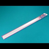 70118 Tamiya Plastic Beams 5 mm - Triangle (5 Beams)